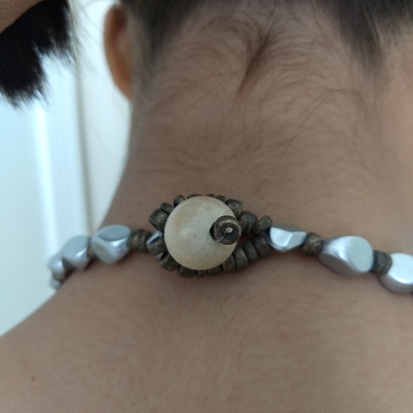 Handmade Natural Fashion Statement Necklace - Picture 4 of 4